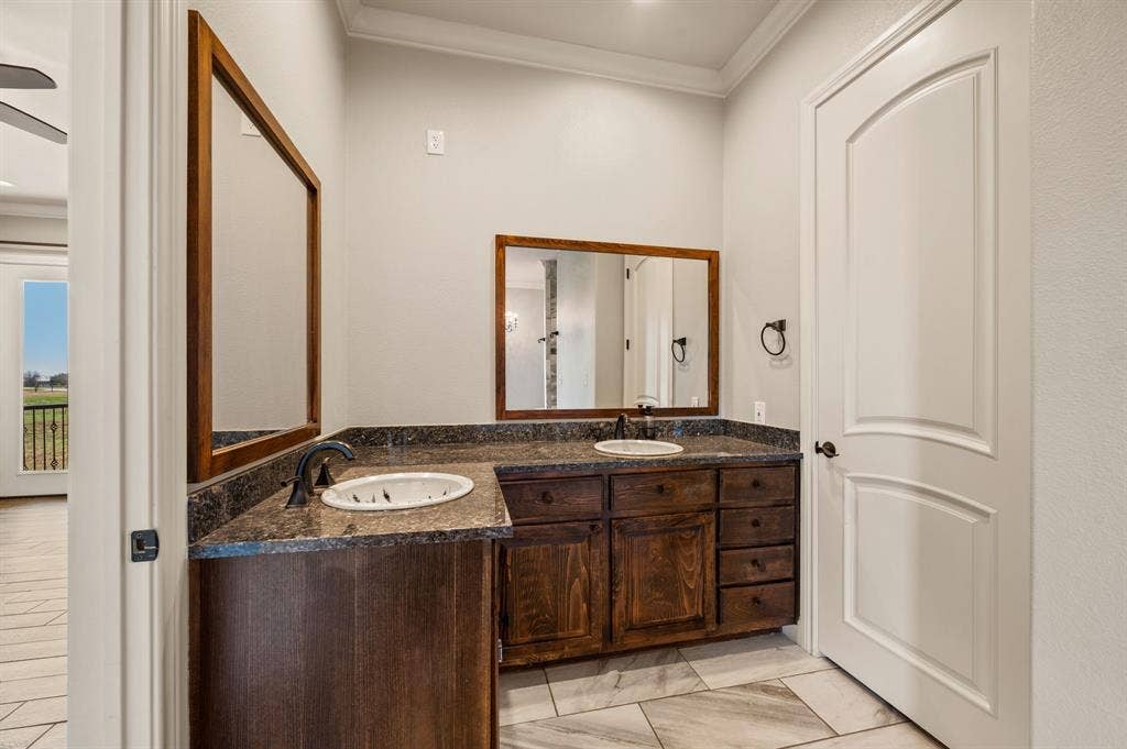 168 Hawk Ridge Road, Decatur, TX 76234