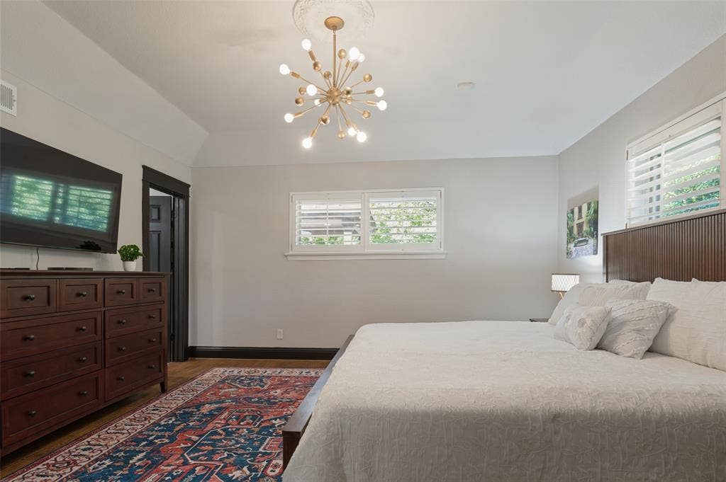 10355 Carry Back Circle, Dallas, TX 75229