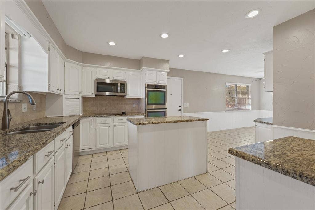 2629 Kimberly Court, Plano, TX 75075 2629 Kimberly Court, Plano, TX 75075