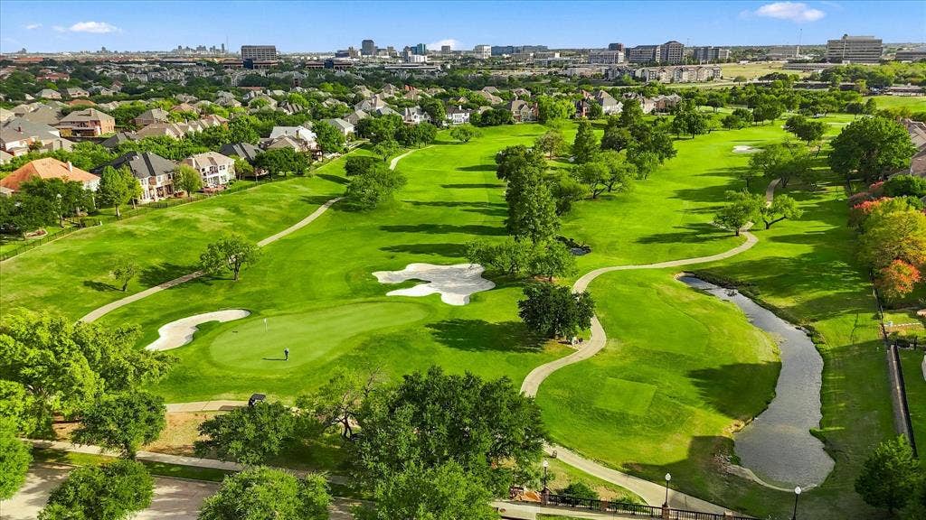 2122 Clearspring Drive N, Irving, TX 75063 The prestigious Hackberry Creek golf course