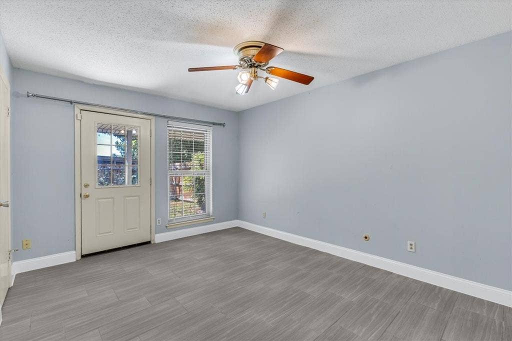 2801 Vancouver Street, Irving, TX 75062