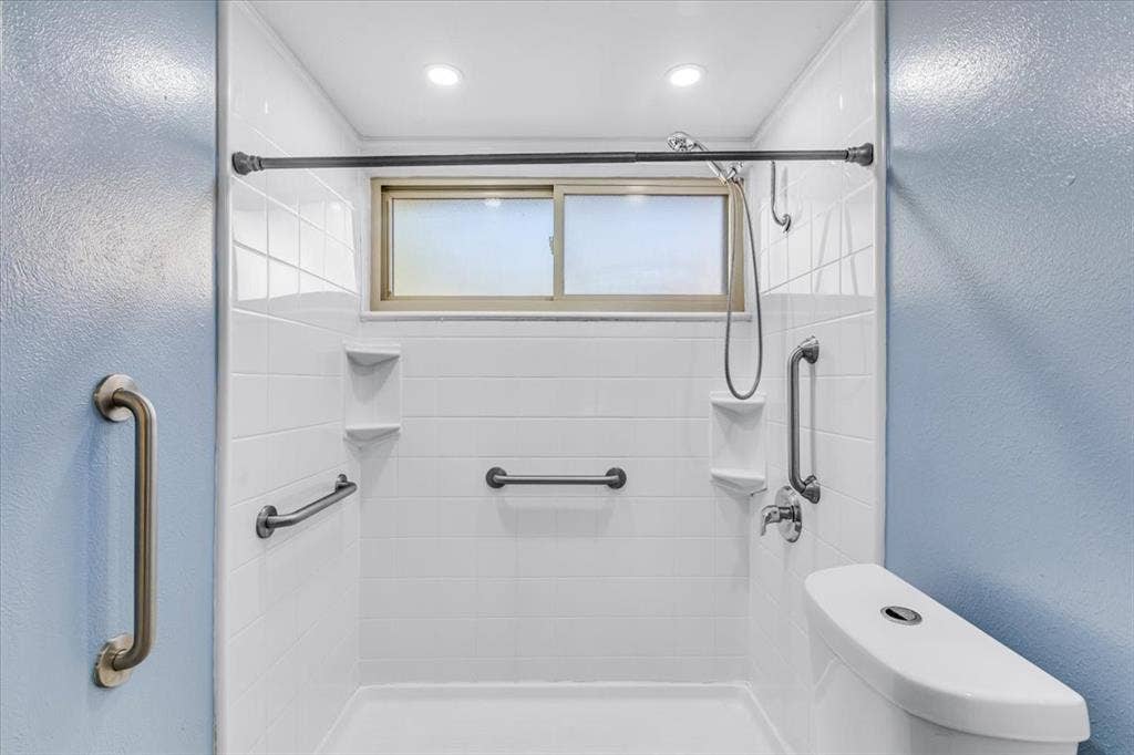 2801 Vancouver Street, Irving, TX 75062
