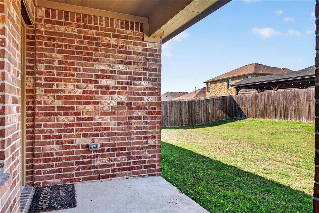 1049 Sewell Drive, Fate, TX 75189 1049 Sewell Drive, Fate, TX 75189