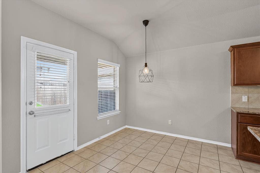 1049 Sewell Drive, Fate, TX 75189 1049 Sewell Drive, Fate, TX 75189