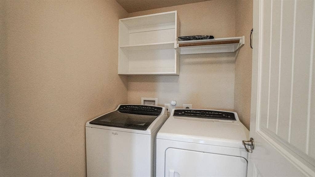 239 Oxford Drive, Fate, TX 75189 239 Oxford Drive, Fate, TX 75189