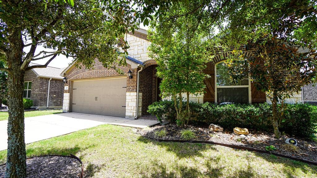 239 Oxford Drive, Fate, TX 75189 239 Oxford Drive, Fate, TX 75189