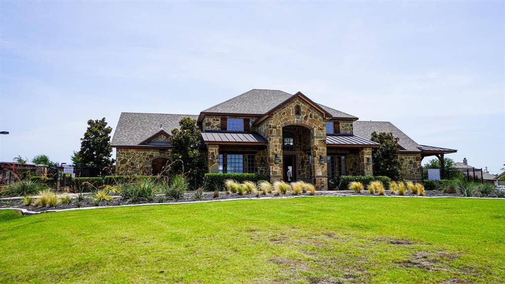 239 Oxford Drive, Fate, TX 75189 239 Oxford Drive, Fate, TX 75189