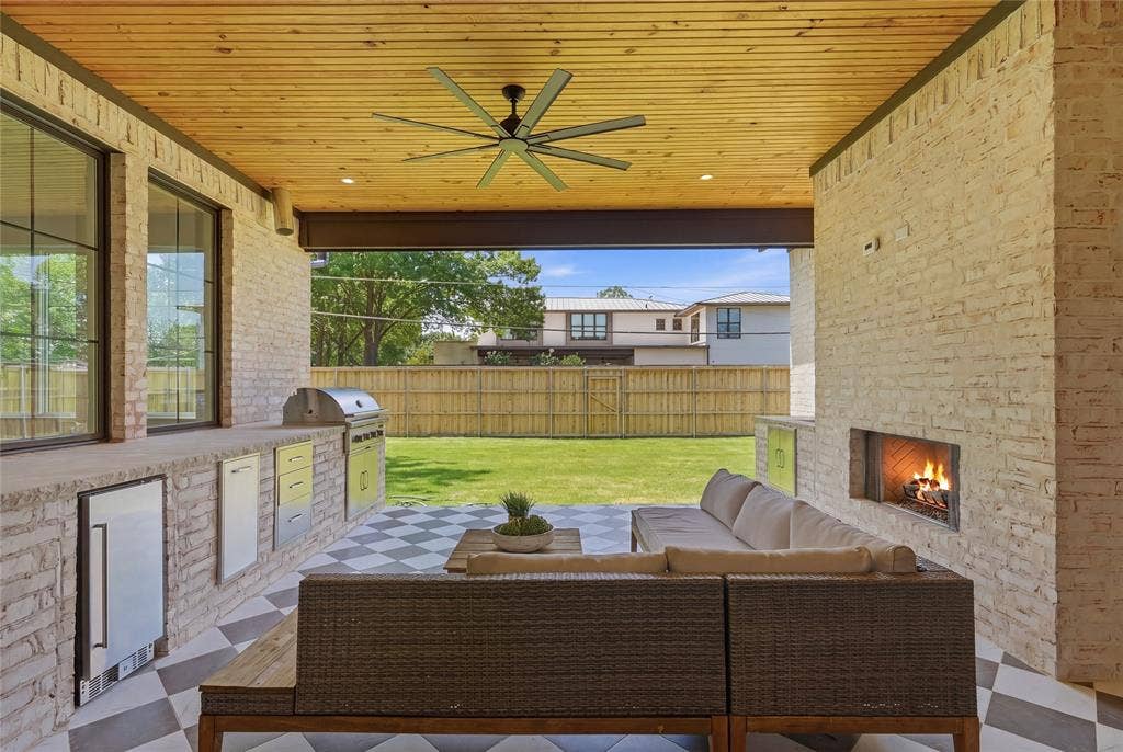 10921 Beauty Drive, Dallas, TX 75229 10921 Beauty Drive, Dallas, TX 75229