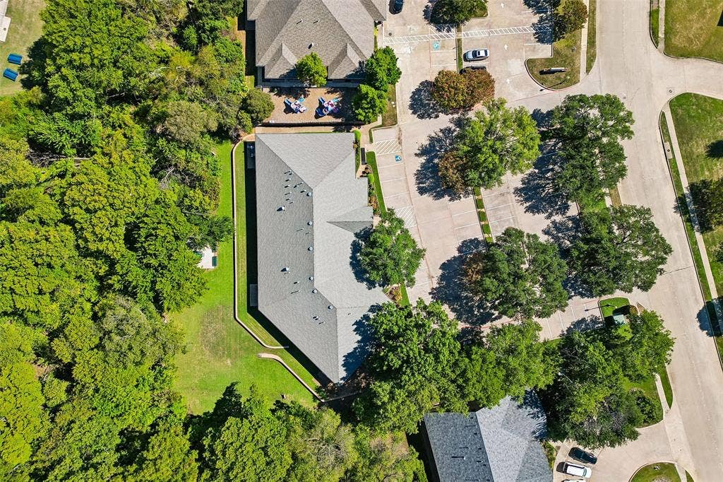 5225 Village Creek Drive, #300, Plano, TX 75093 5225 Village Creek Drive, #300, Plano, TX 75093
