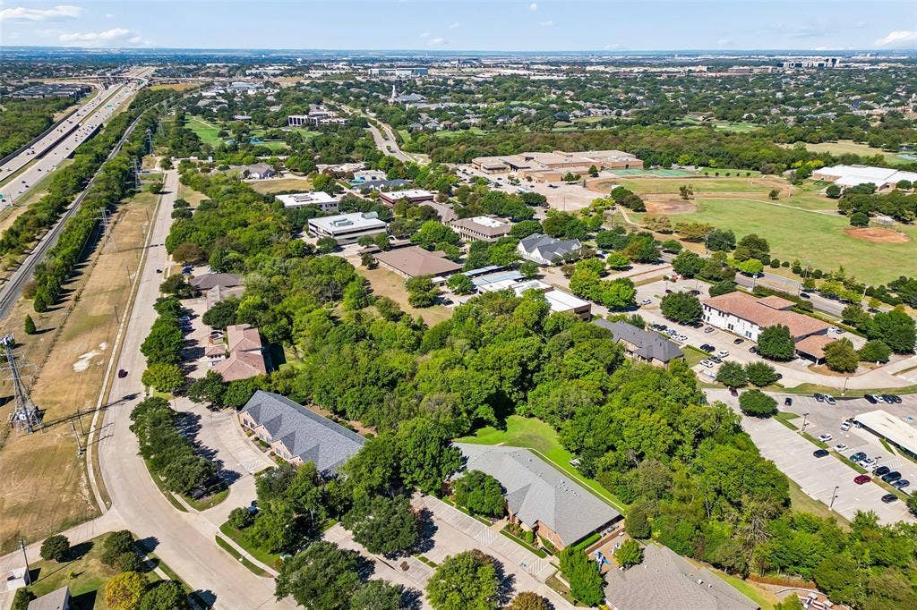 5225 Village Creek Drive, #300, Plano, TX 75093 5225 Village Creek Drive, #300, Plano, TX 75093