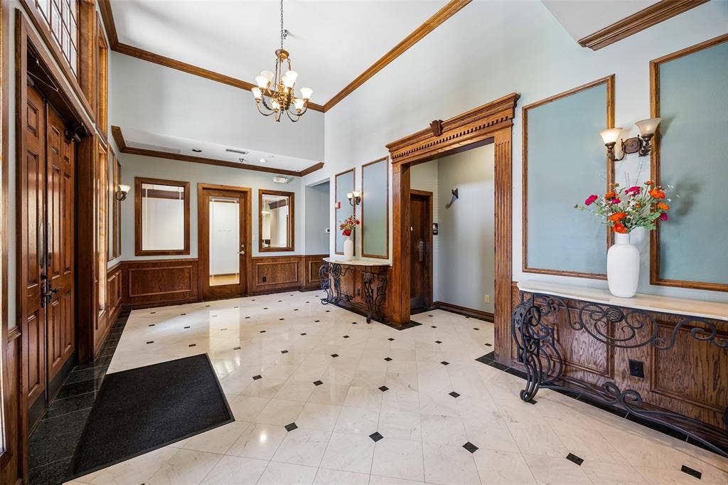 5225 Village Creek Drive, #300, Plano, TX 75093 5225 Village Creek Drive, #300, Plano, TX 75093