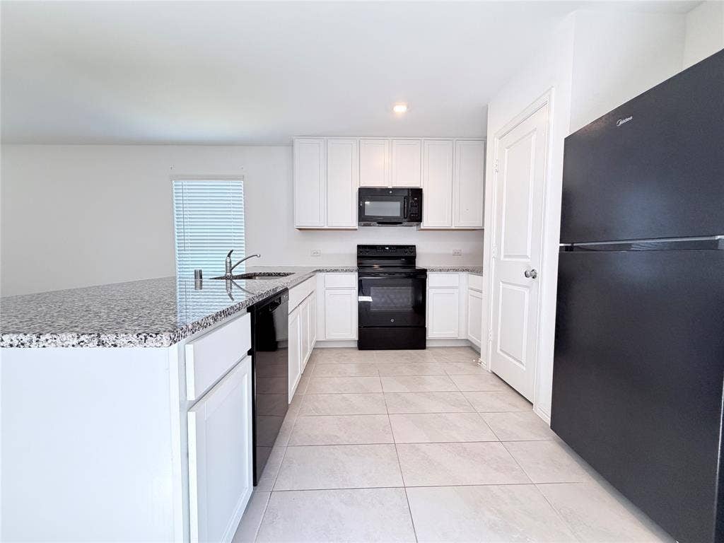 1717 Round House Lane, Dallas, TX 75253 1717 Round House Lane, Dallas, TX 75253