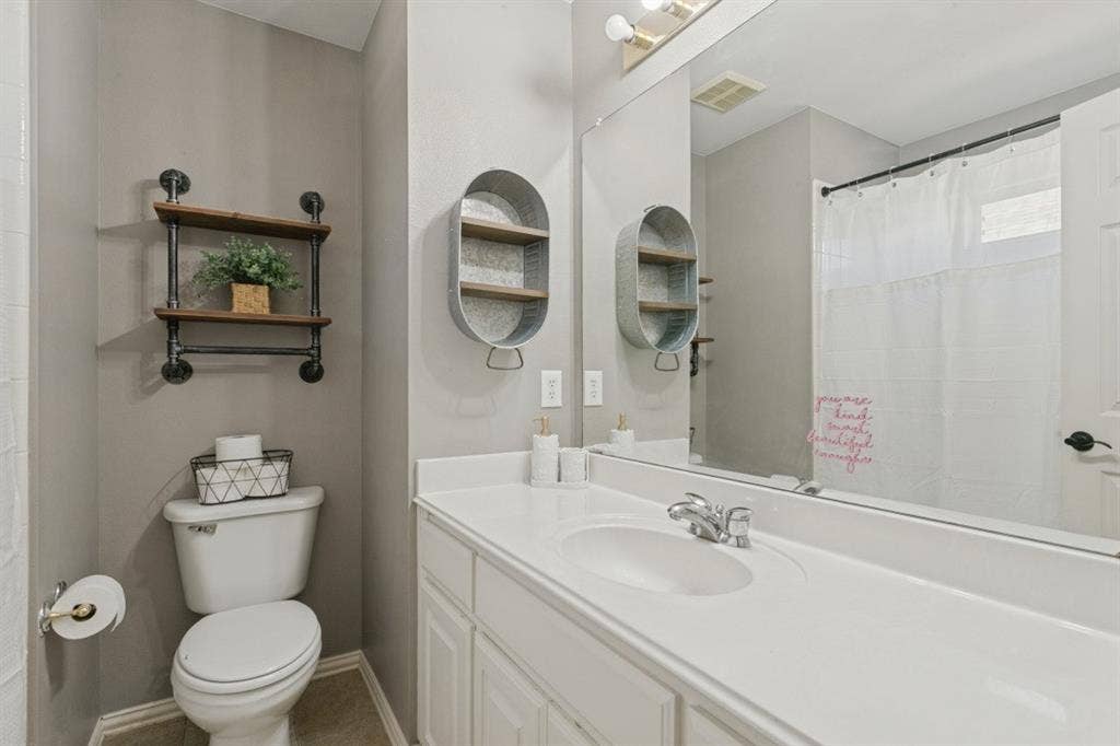 1912 Creek Bend Drive, Corinth, TX 76208 1912 Creek Bend Drive, Corinth, TX 76208
