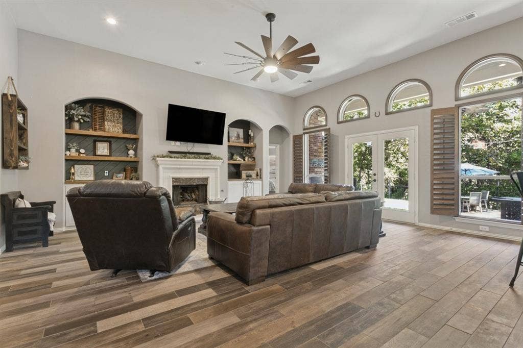 1912 Creek Bend Drive, Corinth, TX 76208 1912 Creek Bend Drive, Corinth, TX 76208