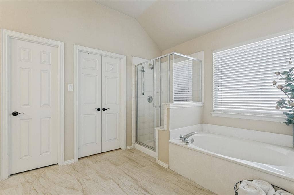1912 Creek Bend Drive, Corinth, TX 76208 1912 Creek Bend Drive, Corinth, TX 76208