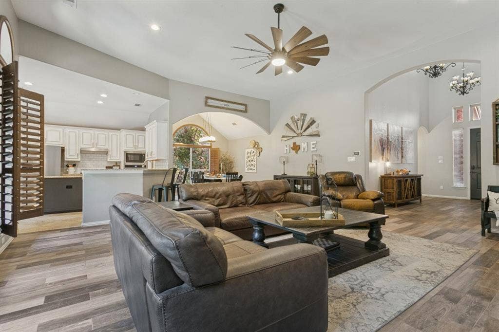 1912 Creek Bend Drive, Corinth, TX 76208 1912 Creek Bend Drive, Corinth, TX 76208
