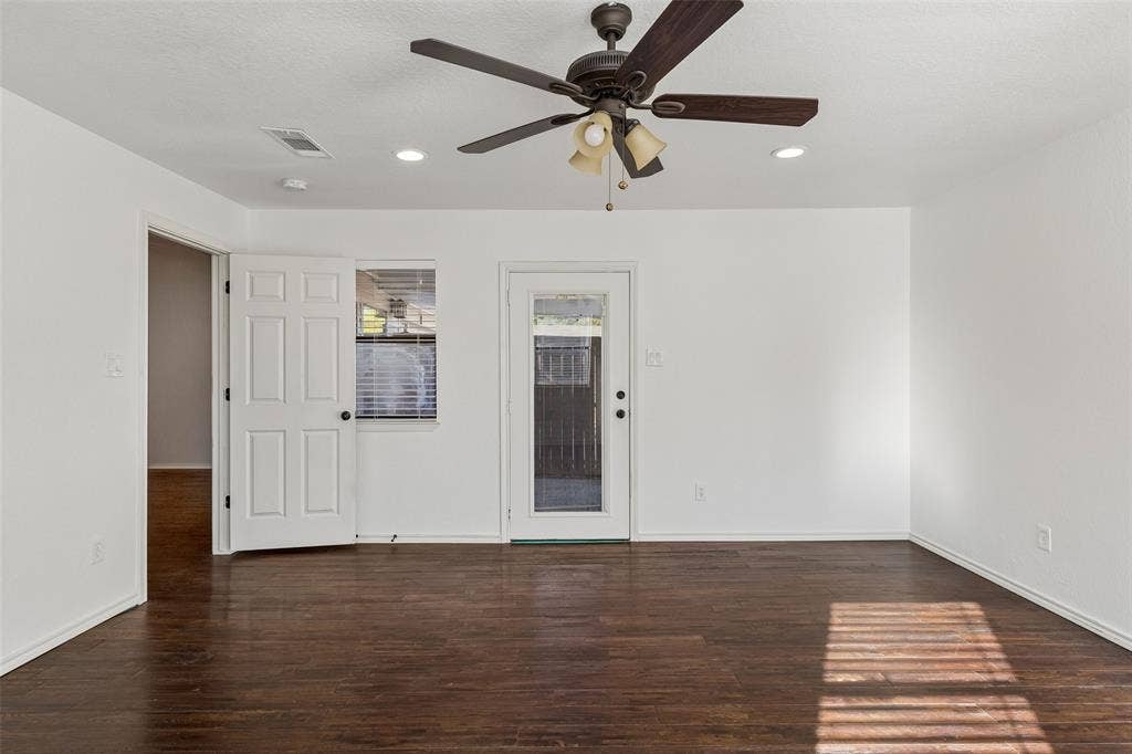 921 Harvest Glen Drive, Plano, TX 75023