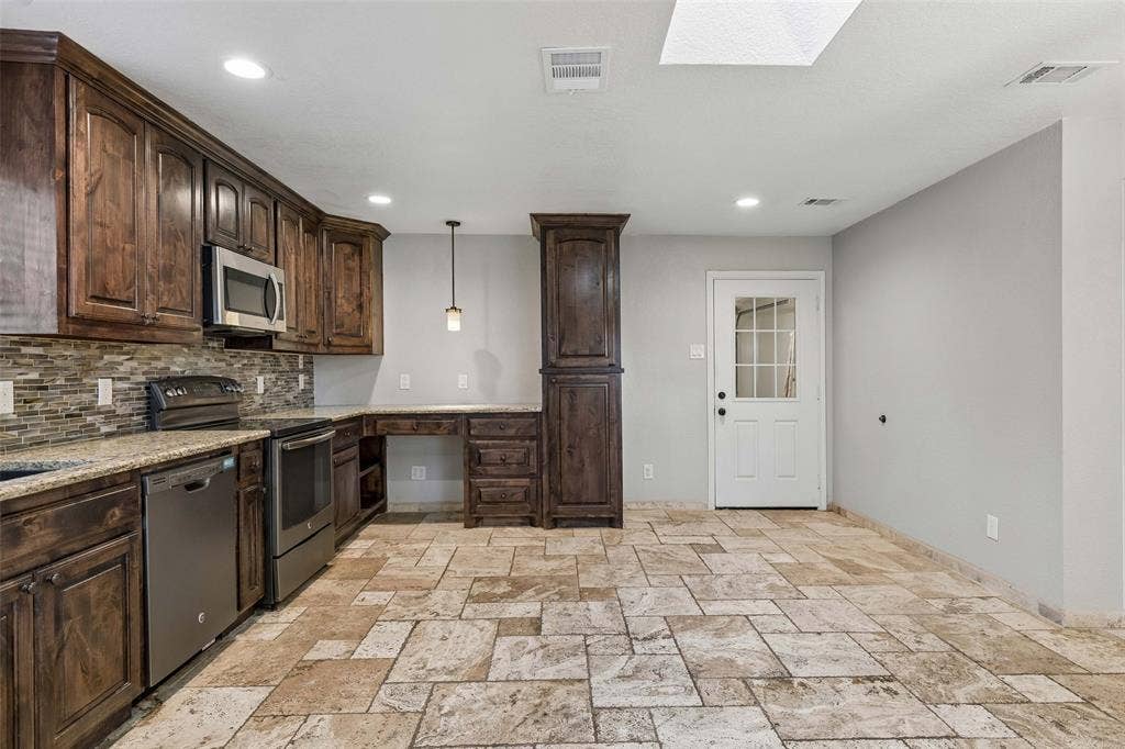 921 Harvest Glen Drive, Plano, TX 75023