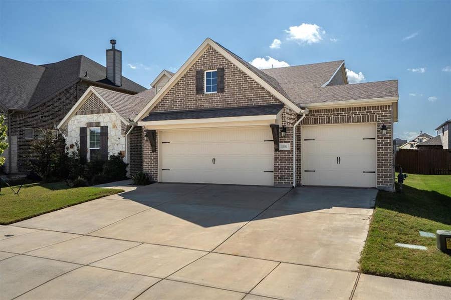 Property photo for 14013 Lapetus Drive, Haslet, TX