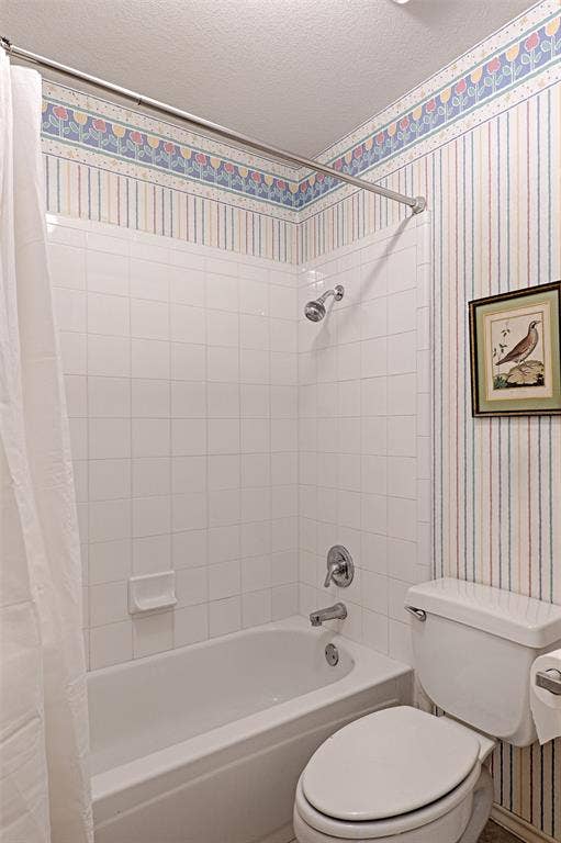 6633 Wickliff Trail, Plano, TX 75023 6633 Wickliff Trail, Plano, TX 75023