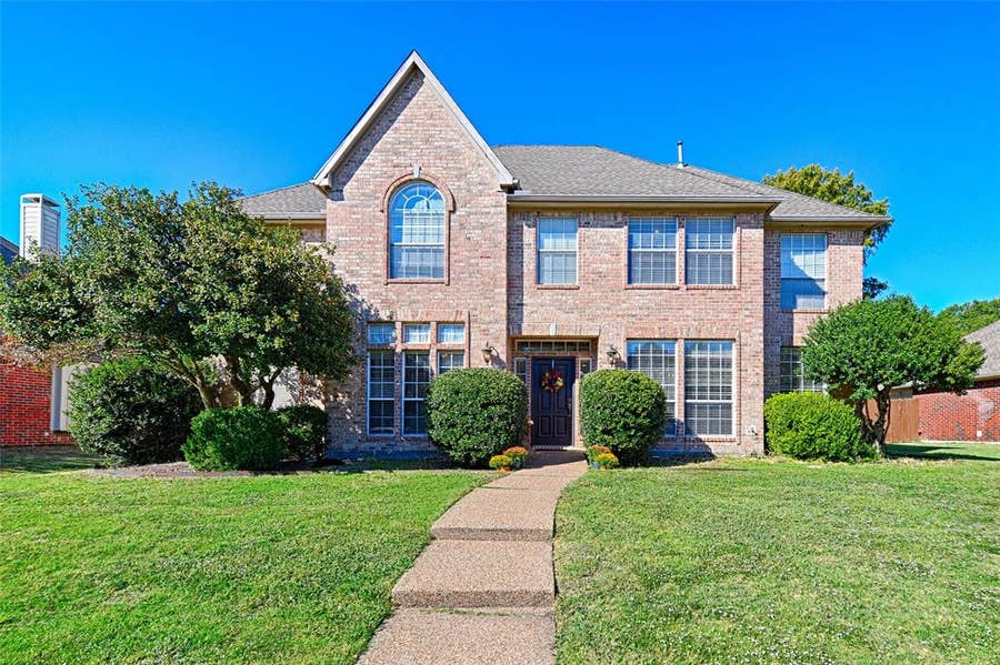 Property photo for 6633 Wickliff Trail, Plano, TX