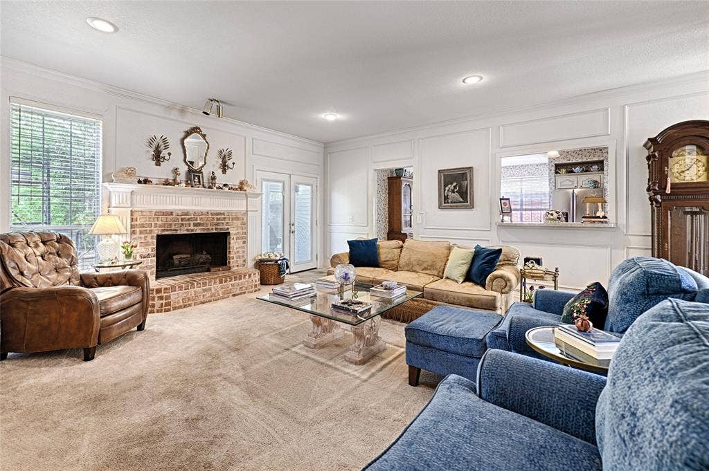 6633 Wickliff Trail, Plano, TX 75023 6633 Wickliff Trail, Plano, TX 75023