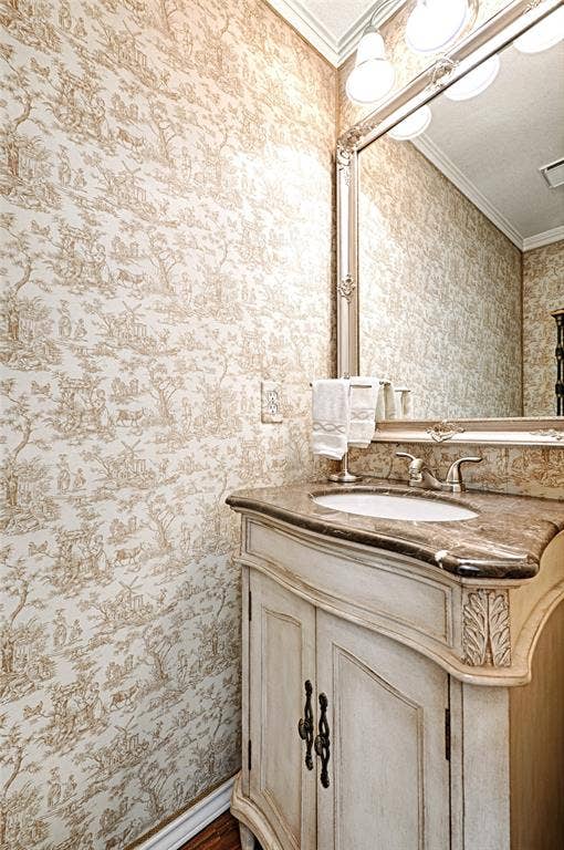 6633 Wickliff Trail, Plano, TX 75023 6633 Wickliff Trail, Plano, TX 75023