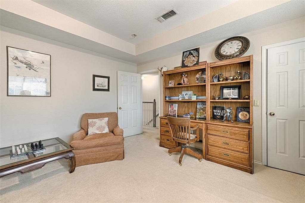 6633 Wickliff Trail, Plano, TX 75023 6633 Wickliff Trail, Plano, TX 75023
