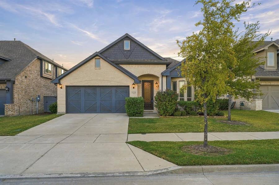 Property photo for 7428 Wispy Willow Lane, Little Elm, TX