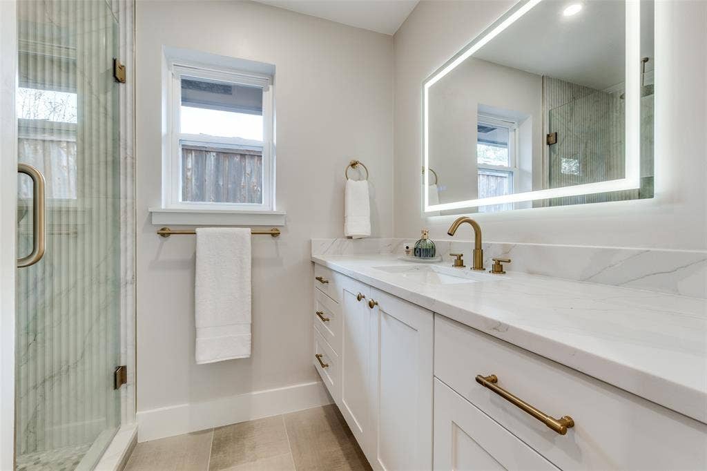 9406 Arborhill Drive, Dallas, TX 75243 9406 Arborhill Drive, Dallas, TX 75243