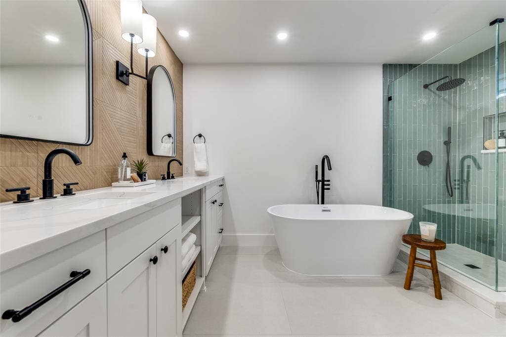 9406 Arborhill Drive, Dallas, TX 75243 9406 Arborhill Drive, Dallas, TX 75243