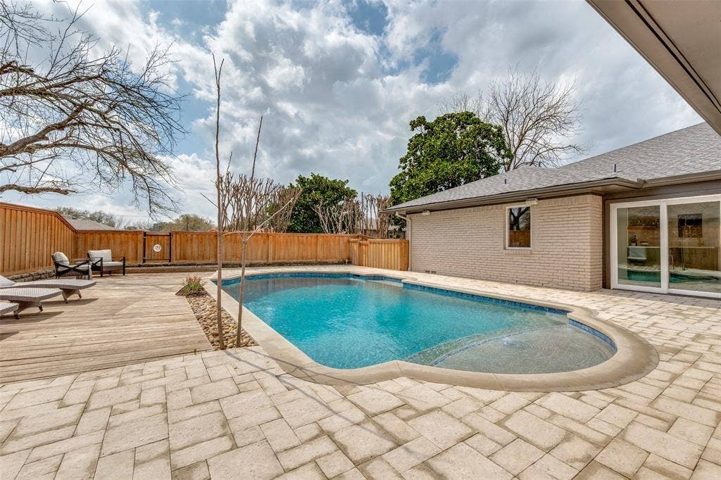 9406 Arborhill Drive, Dallas, TX 75243 9406 Arborhill Drive, Dallas, TX 75243
