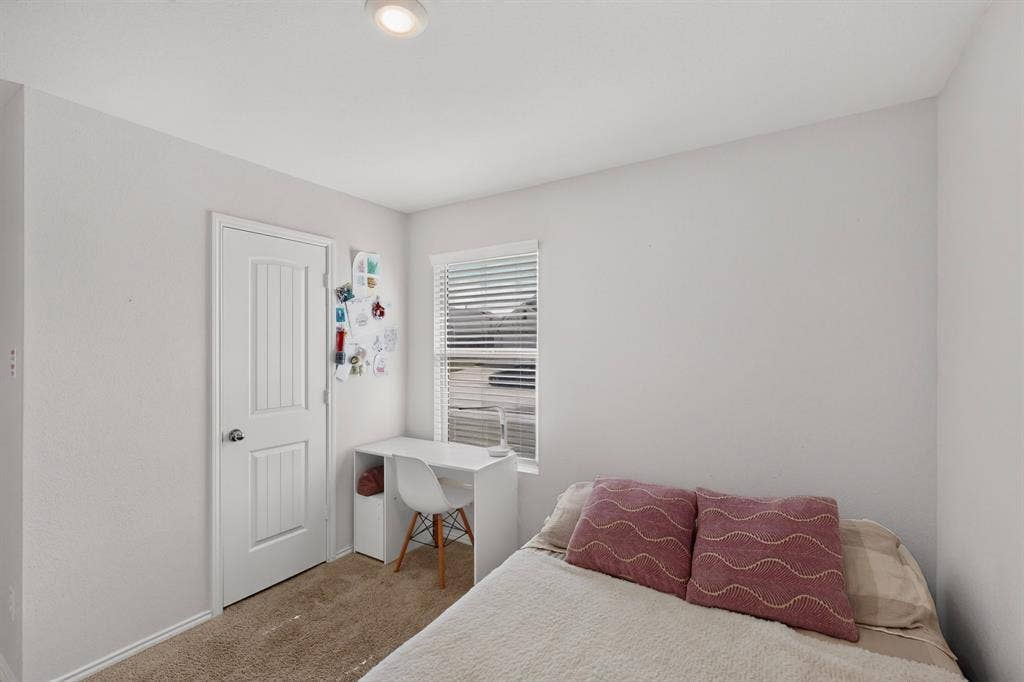 6101 Bell Springs Street, Fort Worth, TX 76123