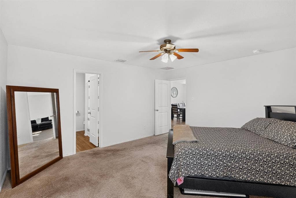 6101 Bell Springs Street, Fort Worth, TX 76123