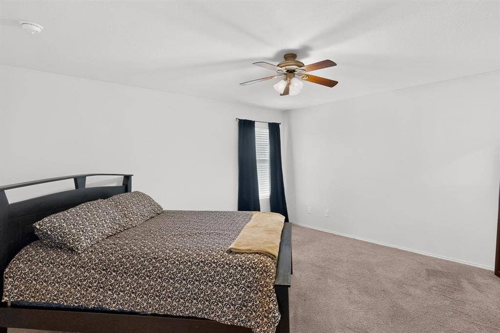 6101 Bell Springs Street, Fort Worth, TX 76123