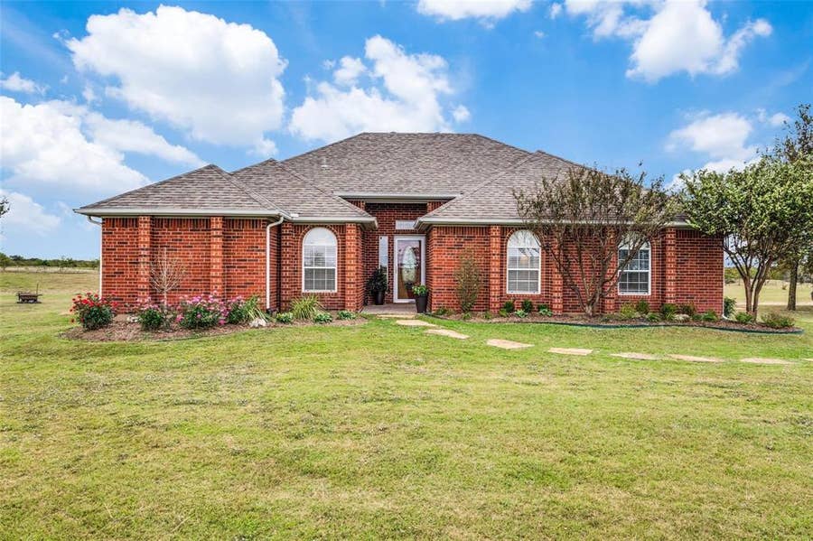 Property photo for 796 Bounds Road, Gunter, TX