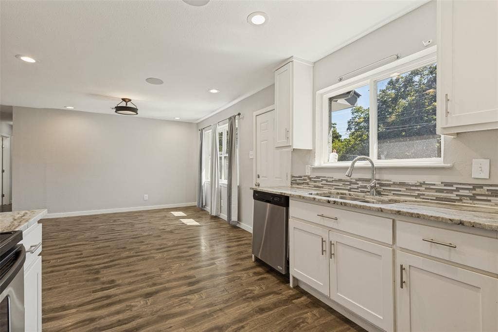 8926 Clearwater Drive, Dallas, TX 75243 8926 Clearwater Drive, Dallas, TX 75243