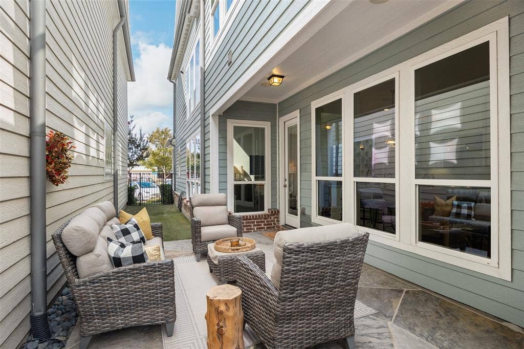 730 E Main Street, Coppell, TX 75019