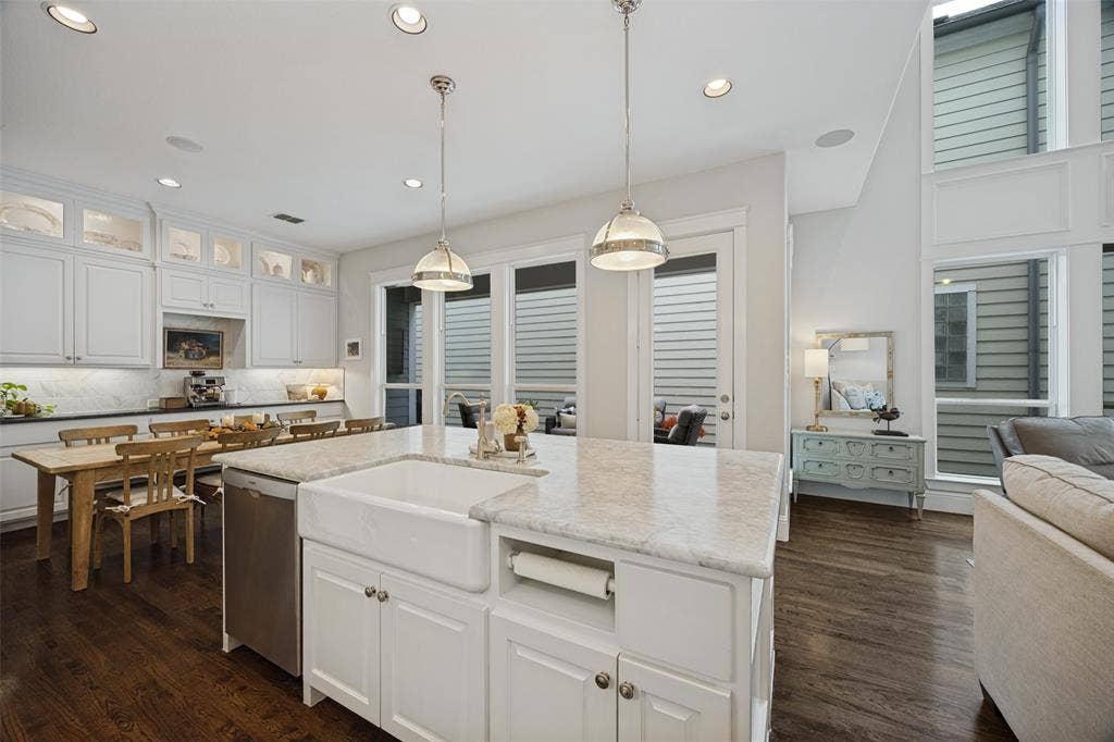 730 E Main Street, Coppell, TX 75019