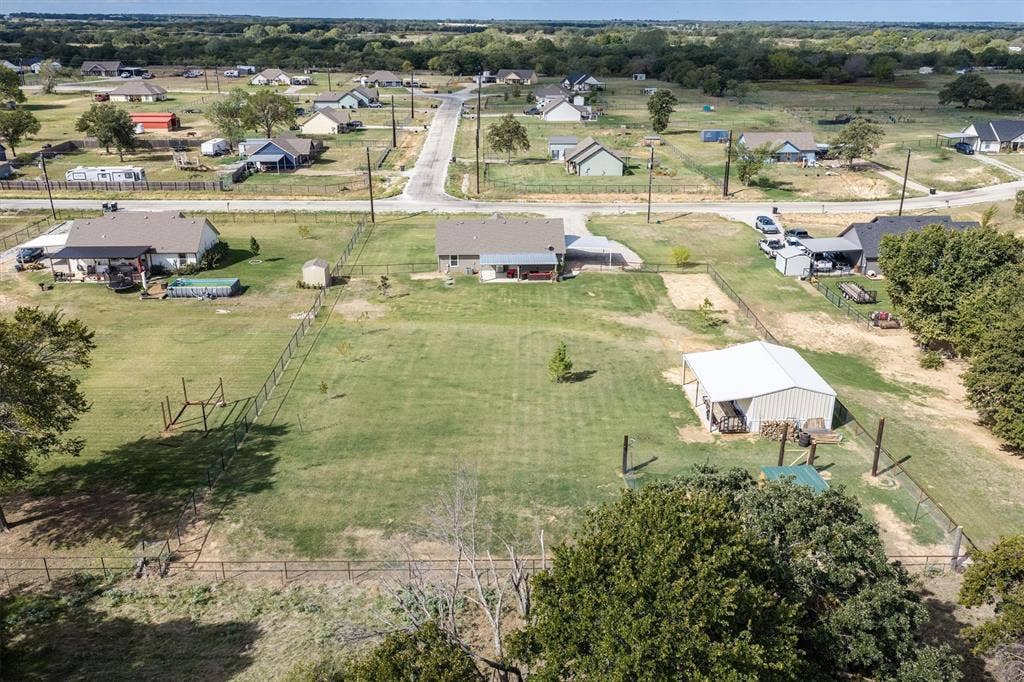 2019 Brown Loop, Poolville, TX 76487
