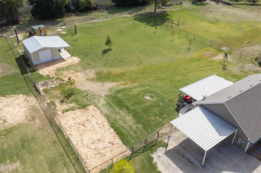 2019 Brown Loop, Poolville, TX 76487