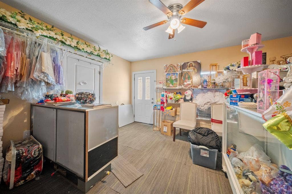1738 W Avenue, Corsicana, TX 75110