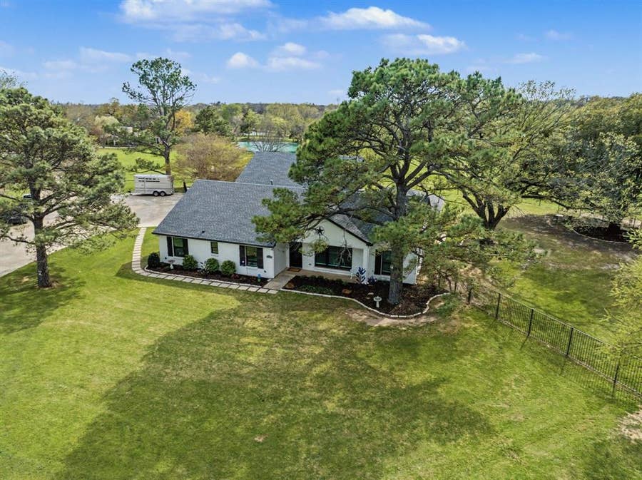 Property photo for 800 Lodestar Drive, Southlake, TX