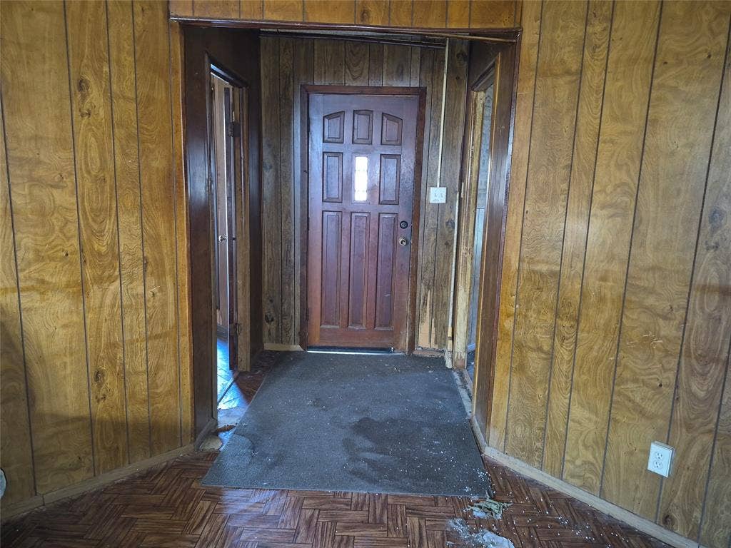 307 W Spruce Street, Whitewright, TX 75491