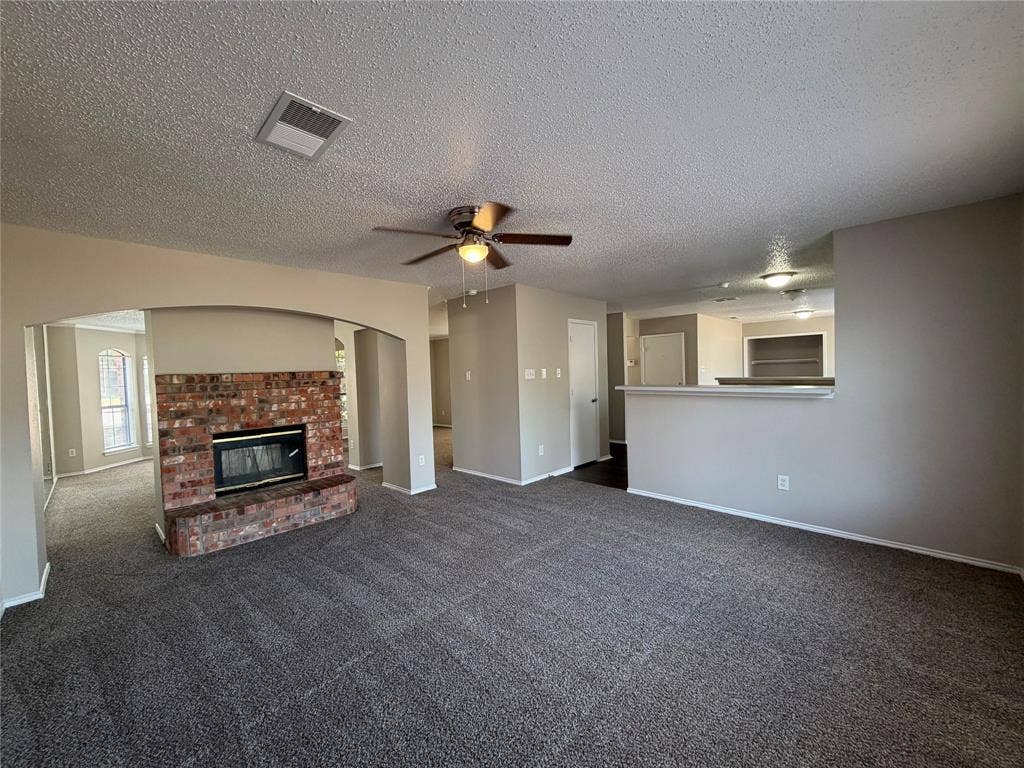 904 Shady Brook Lane, Cedar Hill, TX 75104