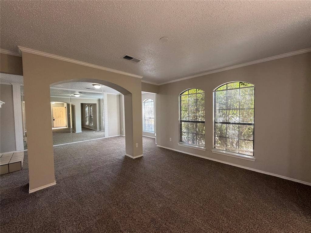 904 Shady Brook Lane, Cedar Hill, TX 75104