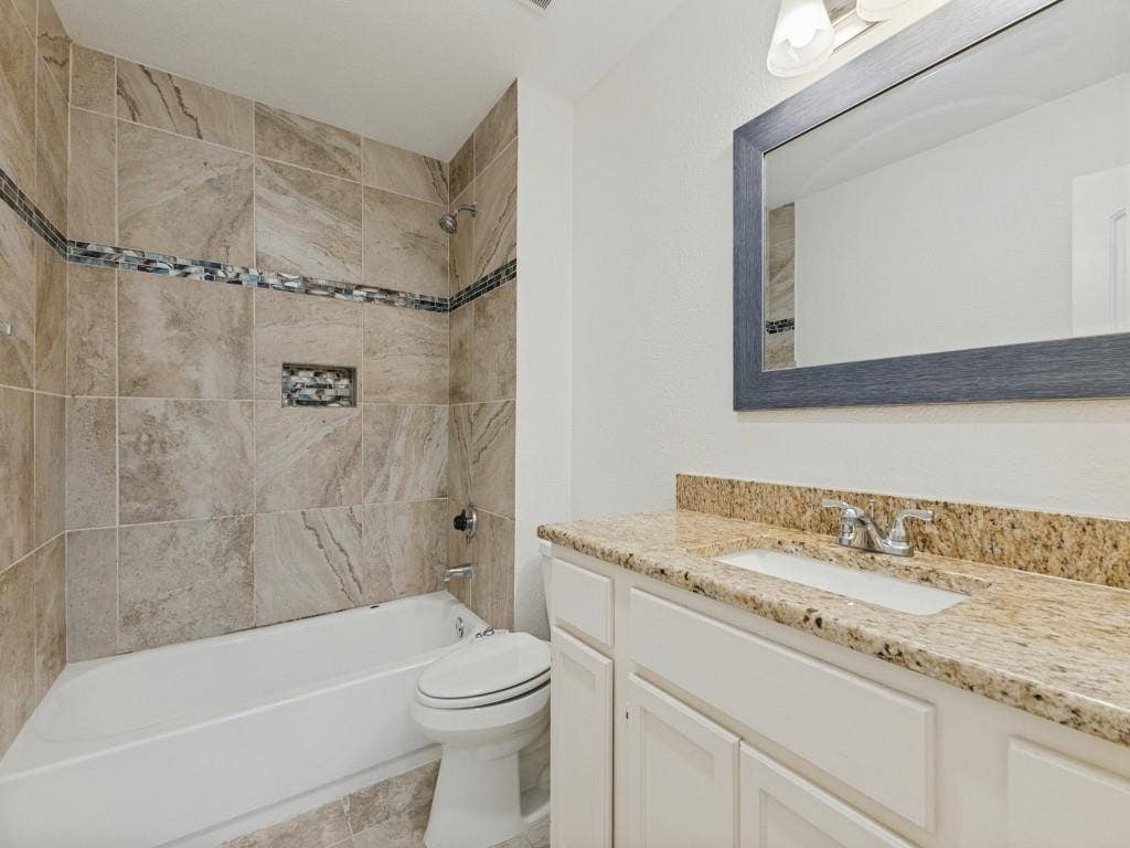 2109 Via Estrada, Carrollton, TX 75006 2109 Via Estrada, Carrollton, TX 75006