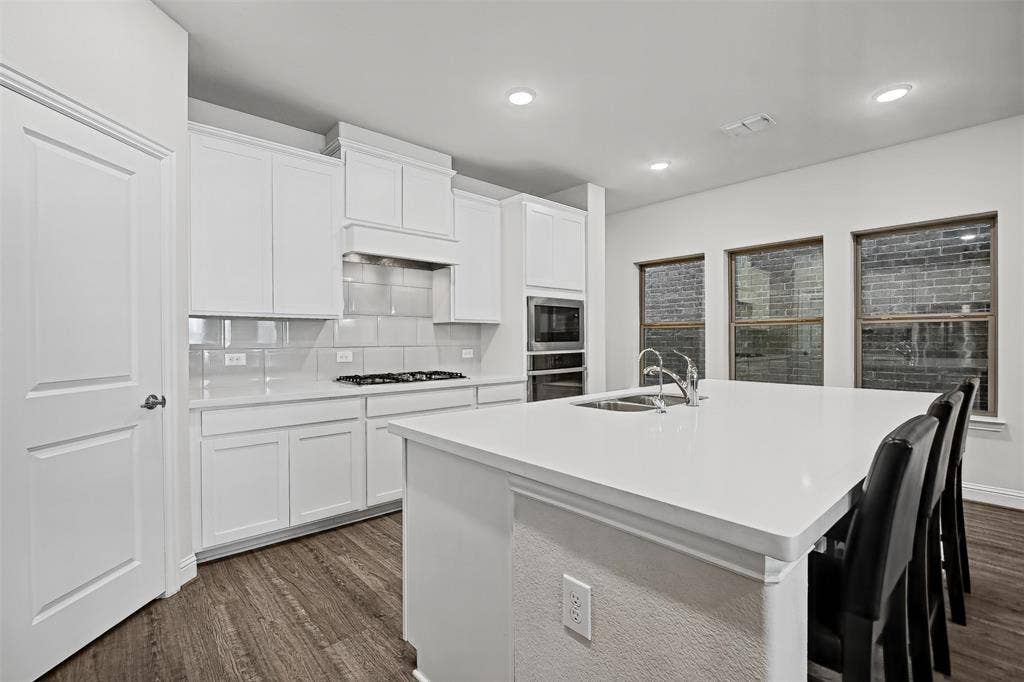 805 Tennessee Drive, Euless, TX 76040 805 Tennessee Drive, Euless, TX 76040
