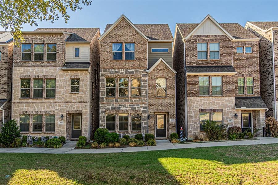 Property photo for 805 Tennessee Drive, Euless, TX