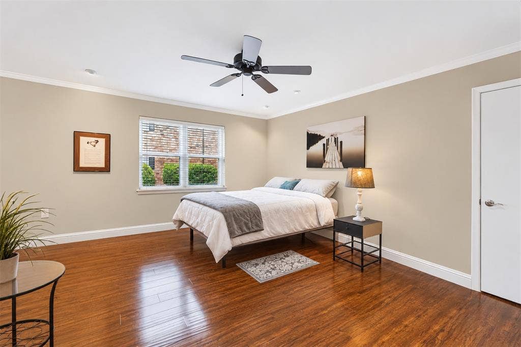 5005 Cedar Springs Road, #A, Dallas, TX 75235 Hardwood-style flooring throughout with crown molding